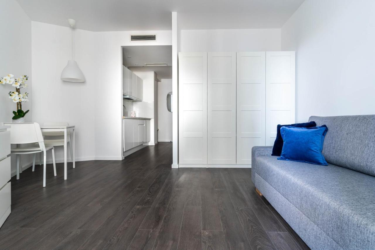 Golden Apartments - City Center - Studio * Warszawa