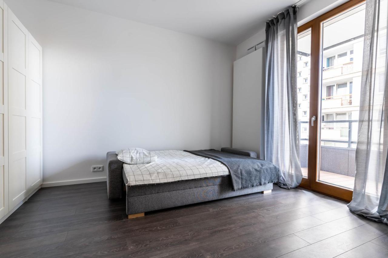 Golden Apartments - City Center - Studio Apartment Warsaw